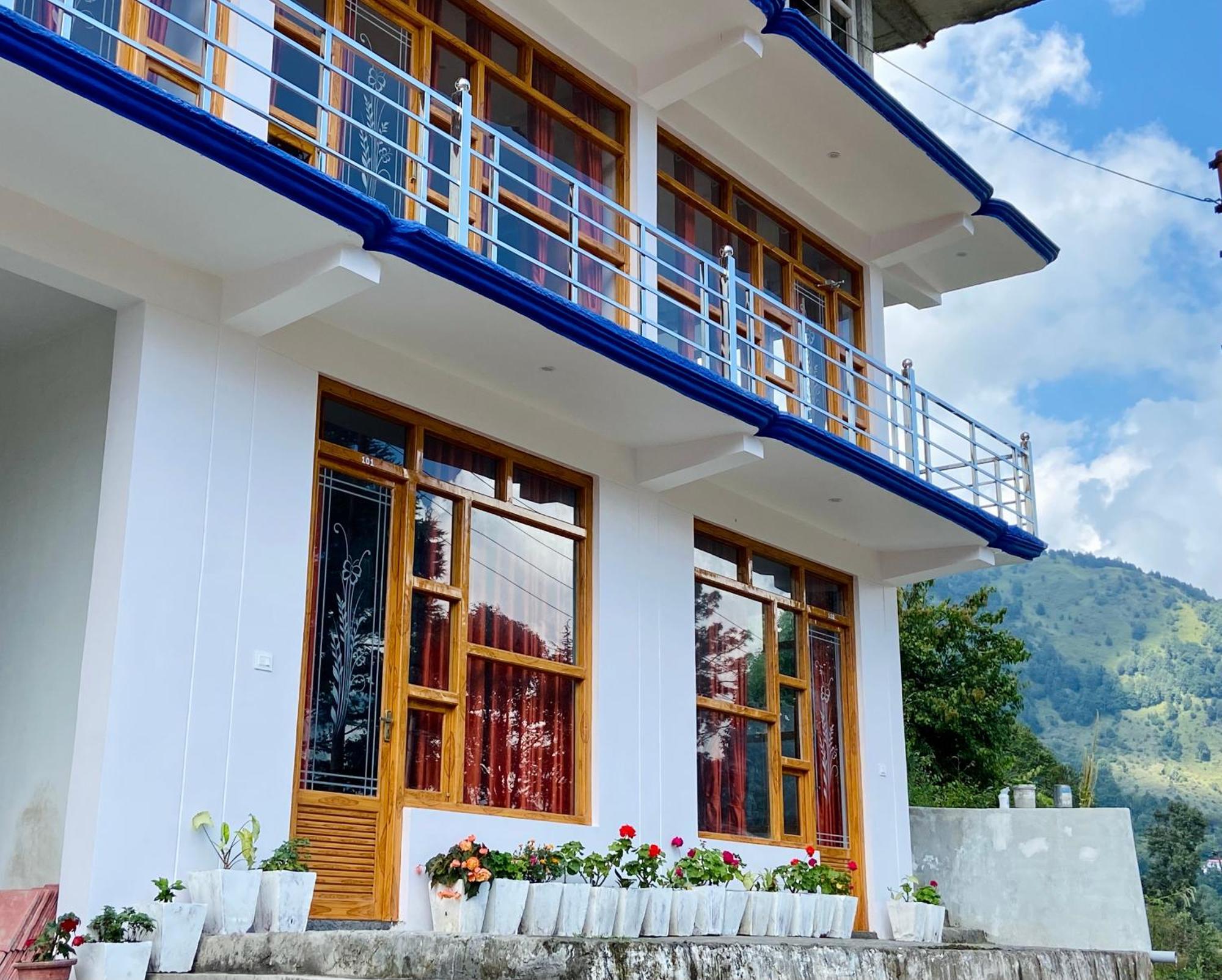 Hotel Mansarovar Inn Munsyari Exterior photo